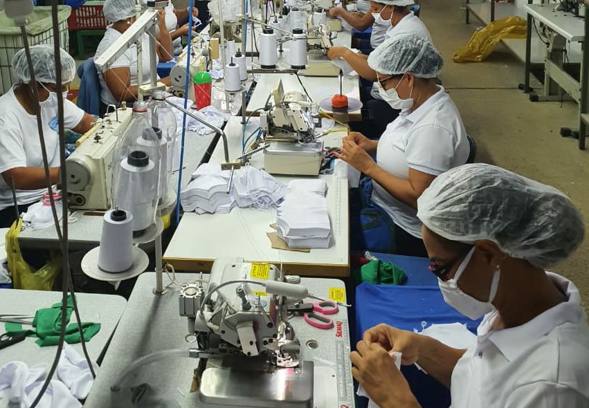 Covid-19: Empresas De Confecção Vão Fabricar 61 Mil Peças De Vestuário Para Hospitais Baianos