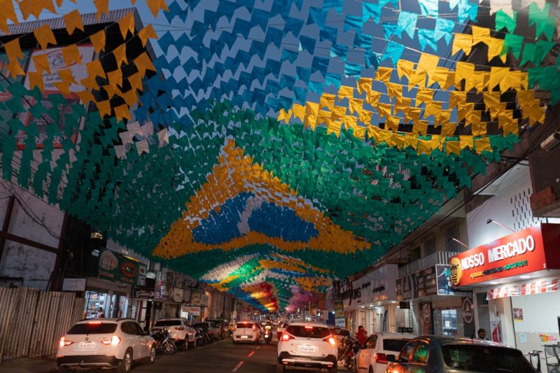 Itabuna Em Clima Junino: FICC Promove Decoração Da Cidade Para O São João