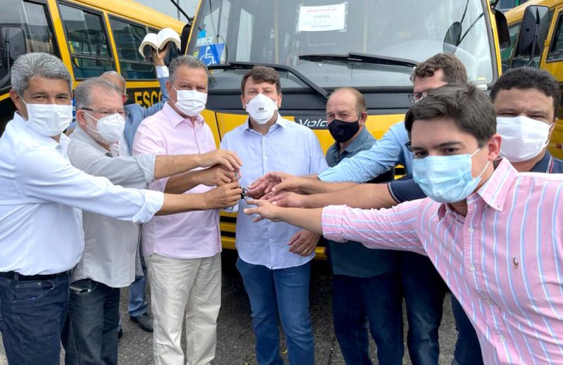 Seis Municípios Da Base Dos Deputados Marcelinho Veiga E Marcelo Nilo Recebem ônibus Via Governo 