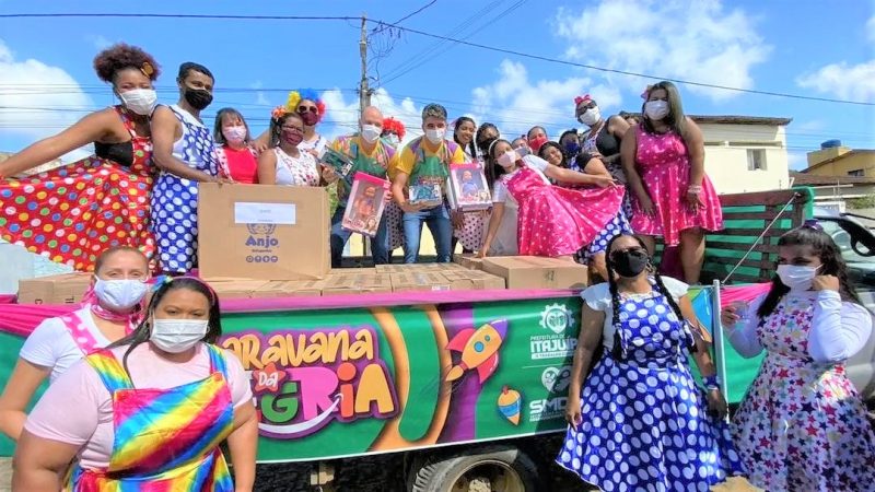 Itajuípe: Caravana Da Alegria Distribui Presentes Nas Escolas Municipais
