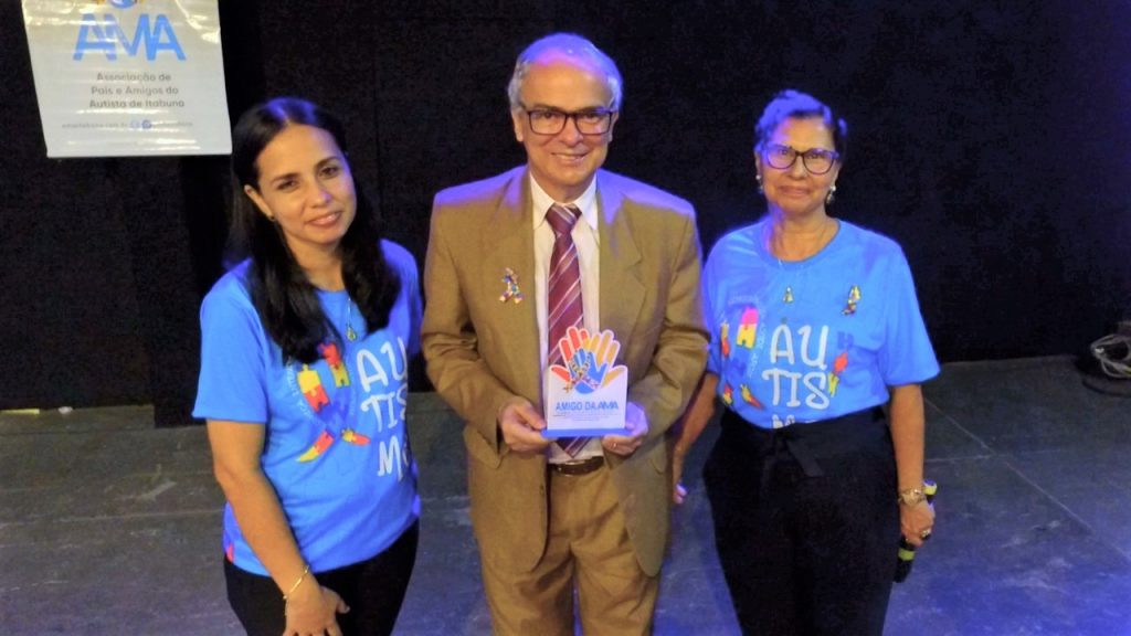 Noite Azul em Itabuna comemorou a passagem do Dia Mundial de Consciência sobre o Autismo » Costa do Cacau Blog