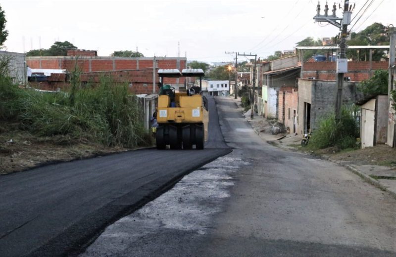Prefeito Augusto Castro Vistoria As Obras De Requalificação Urbana Na Zona Sul De Itabuna