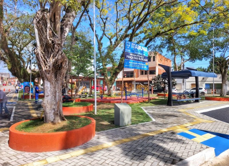 Prefeitura De Itabuna Entrega A Praça Das Oliveiras Com Homenagens A Antigas Moradoras Do Vila Anália