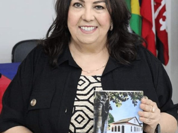 Jornalista e historiadora Rose Marie Galvão é eleita membro benemérito da Academia de Letras de Porto Seguro